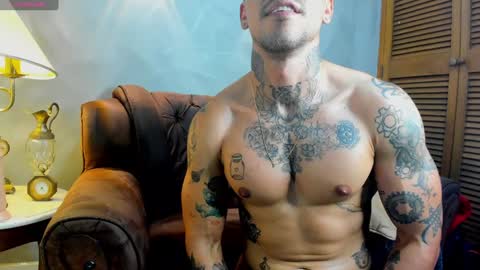 Snapshot of dylanstonne1 chatting on January 20, 2025, 1:50 am D Y L A N online show from January 20, 2025, 1:50 am