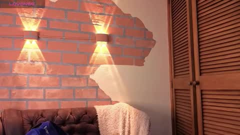 Snapshot of dylanstonne1 chatting on December 4, 2025, 9:12 pm D Y L A N online show from December 4, 2025, 9:12 pm