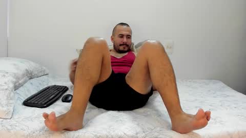 Snapshot of dylanstrong_ chatting on December 14, 2025, 10:36 pm Dylann and Willy online show from December 14, 2025, 10:36 pm