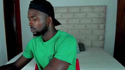 Dylan Taylor online show from November 10, 2025, 12:15 pm