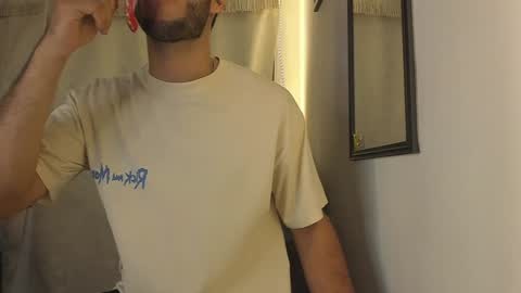 Snapshot of dylanxfun chatting on December 7, 2024, 4:31 am dylanxfun online show from December 7, 2024, 4:31 am