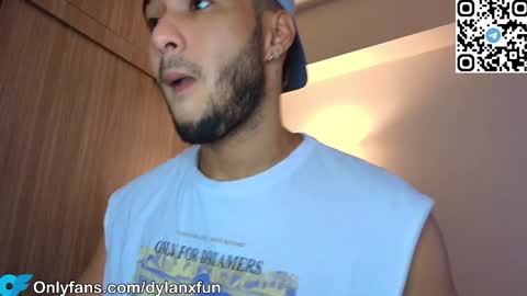 Snapshot of dylanxfun chatting on September 9, 2025, 2:05 pm dylanxfun online show from September 9, 2025, 2:05 pm