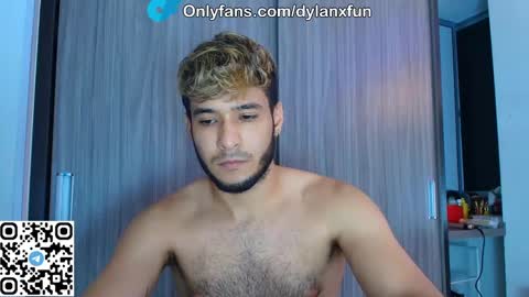 Snapshot of dylanxfun chatting on October 10, 2025, 12:31 am dylanxfun online show from October 10, 2025, 12:31 am