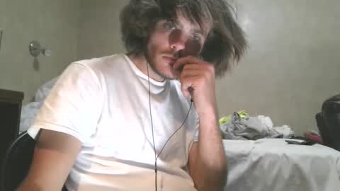 Snapshot of dylp400 chatting on November 7, 2025, 9:09 am dylp400 online show from November 7, 2025, 9:09 am