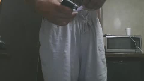 Snapshot of dylp400 chatting on November 15, 2025, 6:44 am dylp400 online show from November 15, 2025, 6:44 am