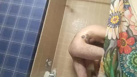 Snapshot of dylp400 chatting on December 15, 2025, 5:44 am dylp400 online show from December 15, 2025, 5:44 am