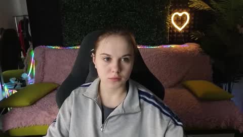 Dyna online show from September 14, 2025, 1:49 am