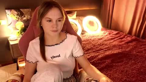 Dyna online show from September 23, 2025, 1:52 am