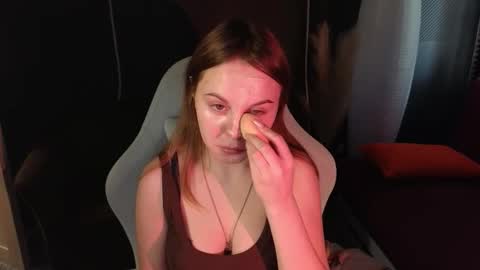 Dyna online show from October 13, 2025, 1:49 am