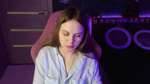 Dyna online show from October 31, 2025, 2:45 am