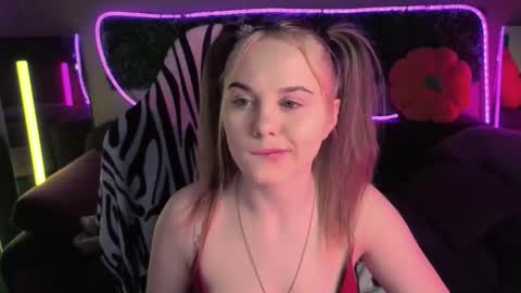 Dyna online show from November 25, 2025, 9:20 am