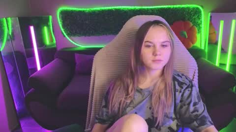 Dyna online show from November 26, 2025, 9:10 am