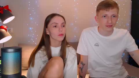 Snapshot of dyrinda chatting on February 10, 2025, 9:04 pm Julia and Dima online show from February 10, 2025, 9:04 pm