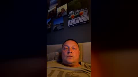 dziabongus online show from May 4, 2026, 8:16 pm