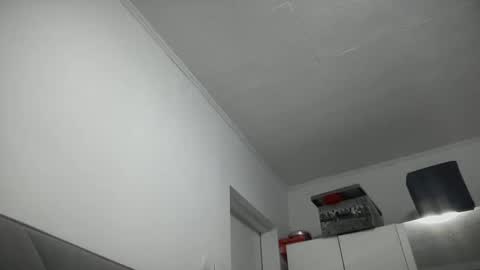 dzigi998 online show from October 17, 2025, 5:26 pm