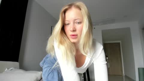 fansly - yourbestbaby online show from February 8, 2025, 2:47 am