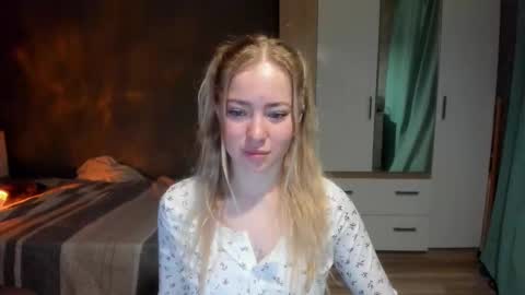 fansly - yourbestbaby online show from January 18, 2026, 4:05 am