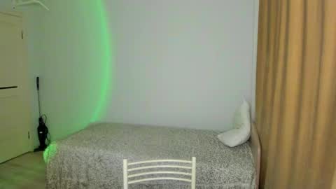 fansly - yourbestbaby online show from February 14, 2026, 4:09 am