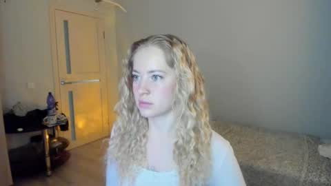 fansly - yourbestbaby online show from April 12, 2026, 4:06 am