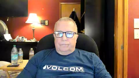 Snapshot of e_rectiom chatting on December 29, 2024, 11:39 pm Mr Wonderful online show from December 29, 2024, 11:39 pm