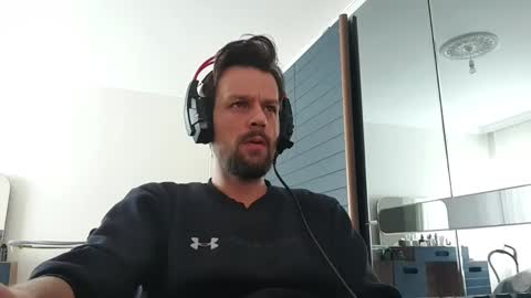 Snapshot of eaglecrm chatting on February 1, 2025, 9:43 am eaglecrm online show from February 1, 2025, 9:43 am