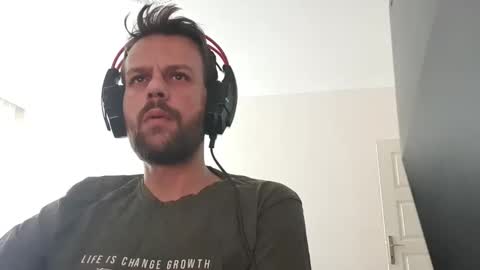 eaglecrm online show from March 28, 2026, 11:10 am