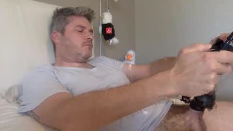 Snapshot of eagleraptor35 chatting on November 11, 2025, 5:24 pm ER35 online show from November 11, 2025, 5:24 pm