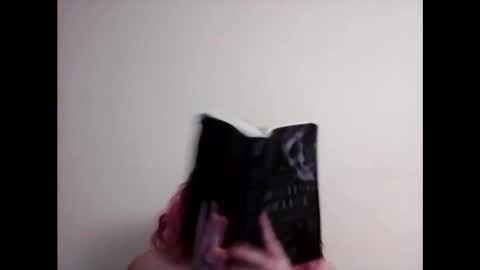 ealily123 online show from October 31, 2025, 4:57 am