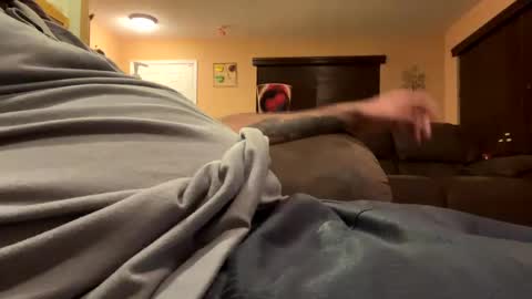 Snapshot of earl3232 chatting on October 26, 2025, 5:24 am earl3232 online show from October 26, 2025, 5:24 am