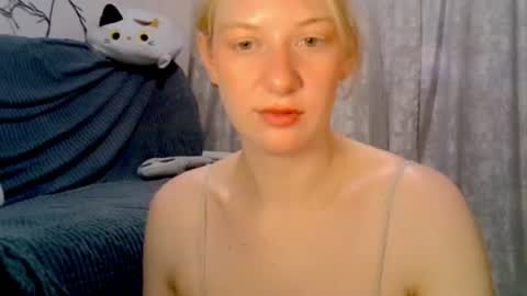 Lily online show from July 2, 2026, 4:13 pm