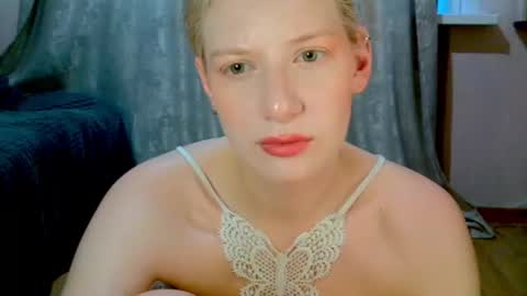 Lily online show from July 4, 2026, 7:25 am