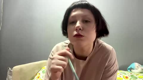 Rina online show from May 1, 2026, 8:08 am
