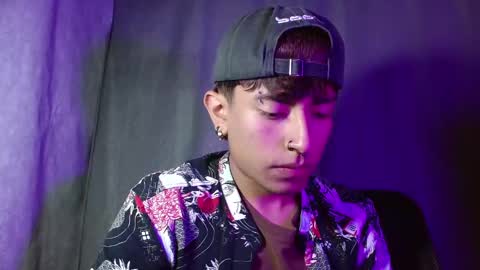 Snapshot of eather_luxury chatting on January 18, 2025, 10:49 pm eather_luxury online show from January 18, 2025, 10:49 pm