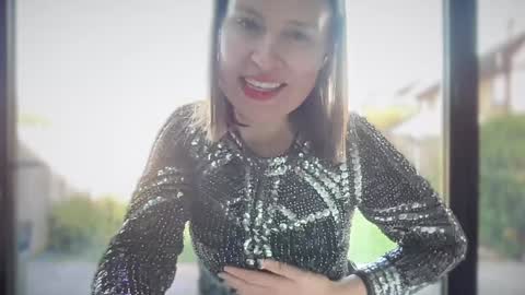 Snapshot of eatmypie69 chatting on February 5, 2025, 1:22 pm Nadia Ferreira  online show from February 5, 2025, 1:22 pm