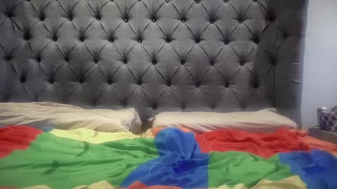 Nadia Ferreira  online show from February 3, 2026, 1:49 pm