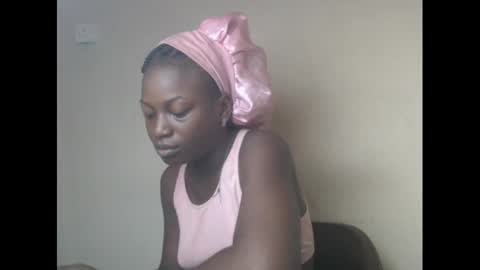 Snapshot of eatuupx chatting on January 8, 2025, 8:27 am eatuupx online show from January 8, 2025, 8:27 am