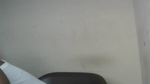 Snapshot of eatuupx chatting on January 17, 2025, 10:55 am eatuupx online show from January 17, 2025, 10:55 am