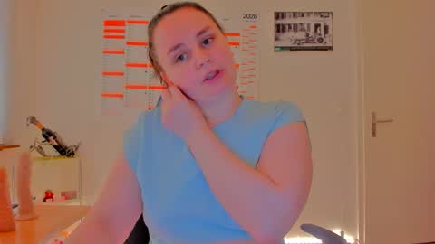 Snapshot of ebikon24 chatting on May 1, 2026, 5:06 pm ebikon24 online show from May 1, 2026, 5:06 pm