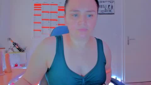 Snapshot of ebikon24 chatting on May 19, 2026, 5:08 pm ebikon24 online show from May 19, 2026, 5:08 pm