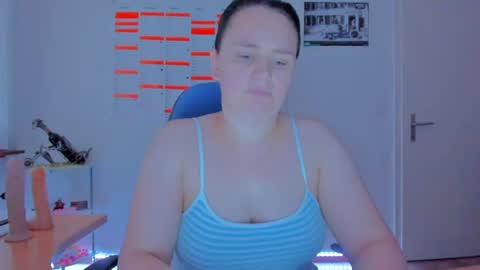 Snapshot of ebikon24 chatting on June 22, 2026, 7:22 pm ebikon24 online show from June 22, 2026, 7:22 pm