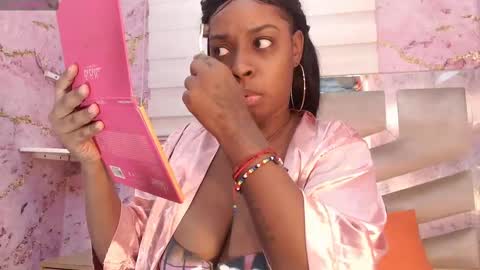 ebonnyhotvip online show from February 12, 2025, 12:01 pm