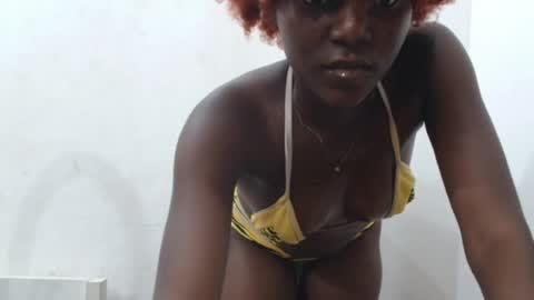 Snapshot of ebony7510 chatting on June 14, 2026, 2:24 am Judith online show from June 14, 2026, 2:24 am