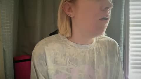 americnbarbie online show from October 22, 2025, 5:13 pm