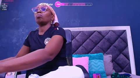 Snapshot of ebony__jheim chatting on March 18, 2026, 12:30 pm jheim online show from March 18, 2026, 12:30 pm