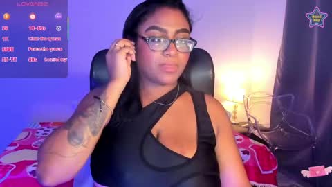 Snapshot of ebony__queen2 chatting on May 23, 2026, 7:40 pm ebony__queen2 online show from May 23, 2026, 7:40 pm