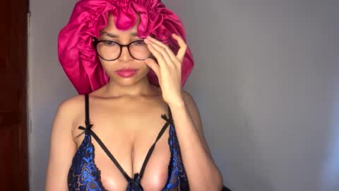 Snapshot of ebony_badgurl chatting on August 4, 2026, 2:19 pm Ebony badgurl online show from August 4, 2026, 2:19 pm