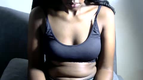 ebony_jinxmonroe online show from March 10, 2026, 9:36 am