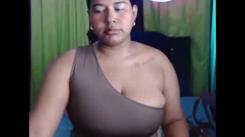 Snapshot of ebony_luna1 chatting on May 8, 2026, 1:38 pm ebony_luna1 online show from May 8, 2026, 1:38 pm