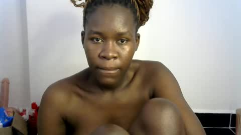 Snapshot of ebony_lynne chatting on August 7, 2026, 8:16 am ebony_lynne online show from August 7, 2026, 8:16 am