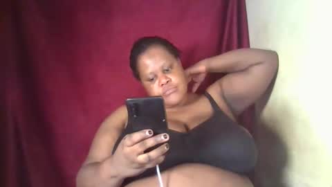 Snapshot of ebony_magixs chatting on November 28, 2025, 7:38 pm ebony_magixs online show from November 28, 2025, 7:38 pm